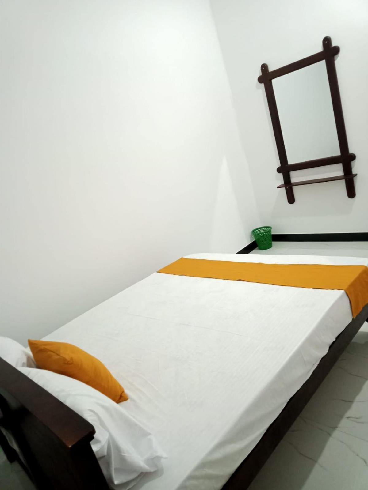 Ashi Apartment