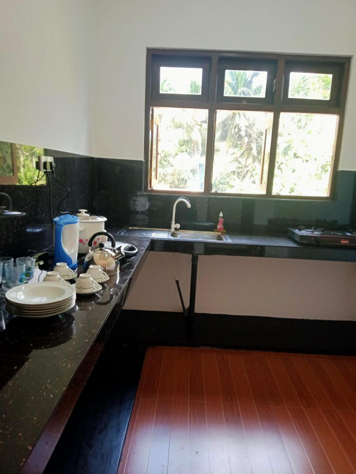 Ashi Apartment