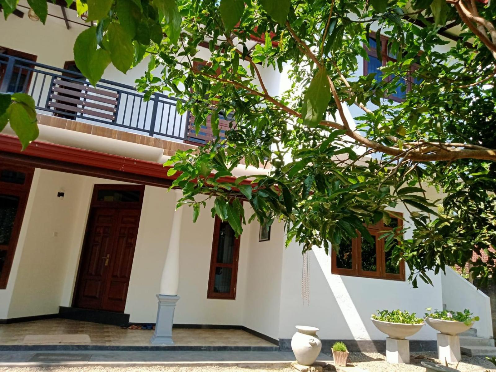 Ashi Apartment