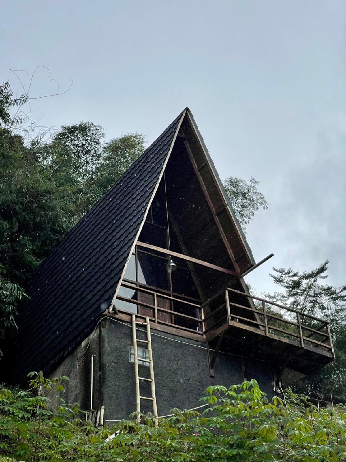Villa Bima Syandana Resort view 2
