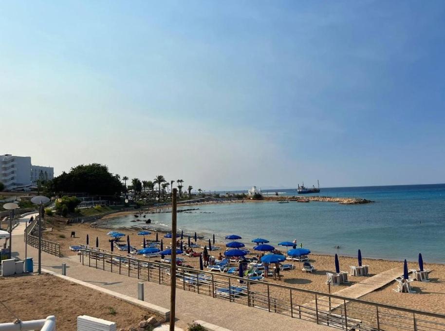 3bdr villa-pool/700m from a blue flag beach! view 4