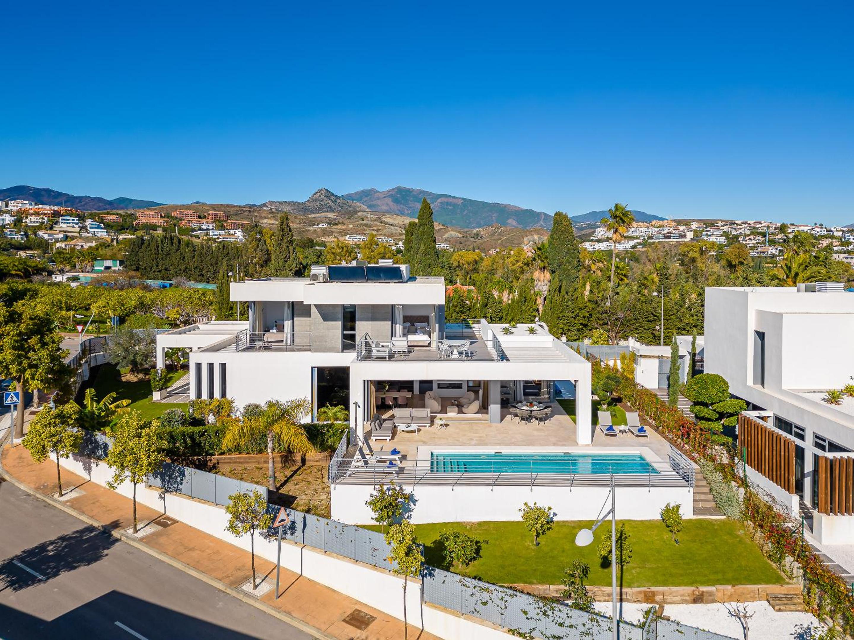 VACATION MARBELLA I Villa Schumacher, New Built, Sea View, Luxury, Private Pool photo 4