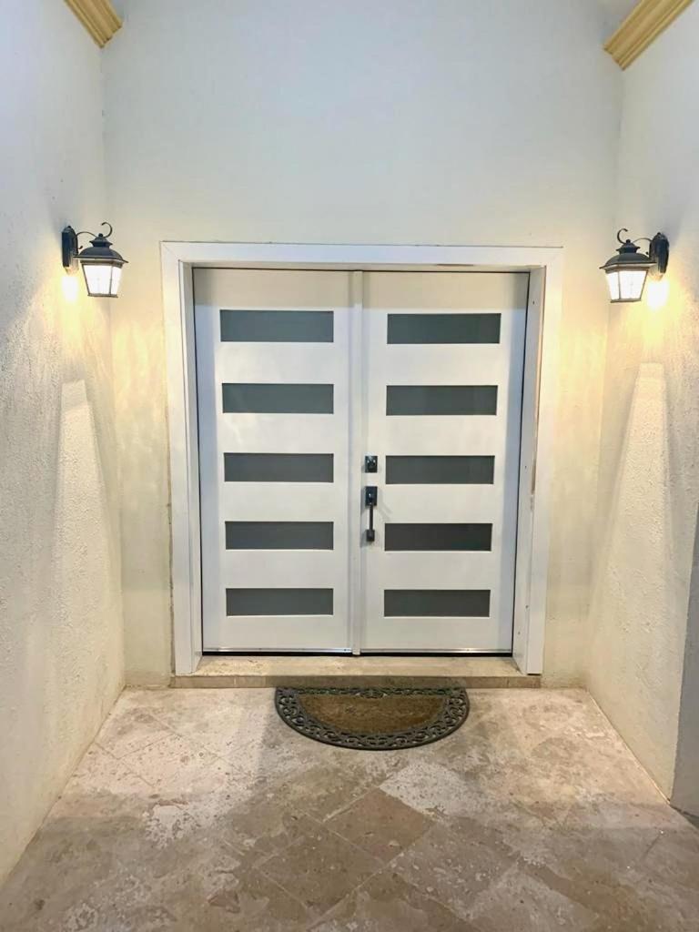 Stunning 3 Bedroom Beach Villa on Sandy Beach at Las Palmas Beachfront Resort V-16 villa view 4