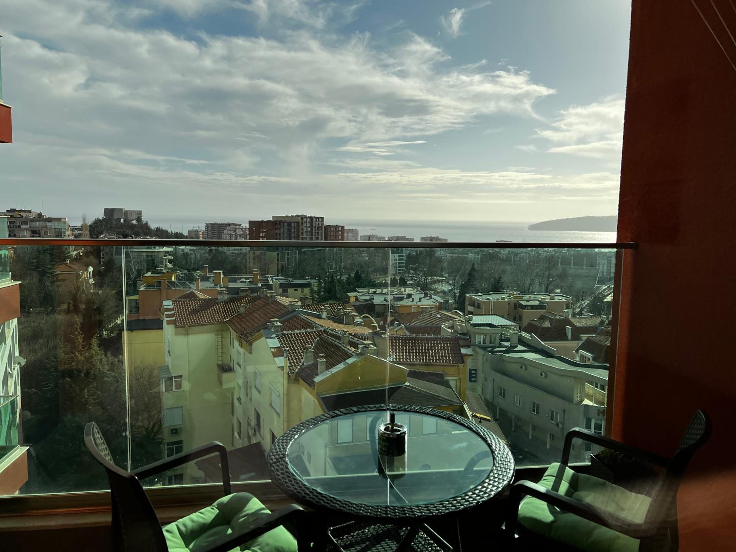 Breathtaking sea view apartment view 2