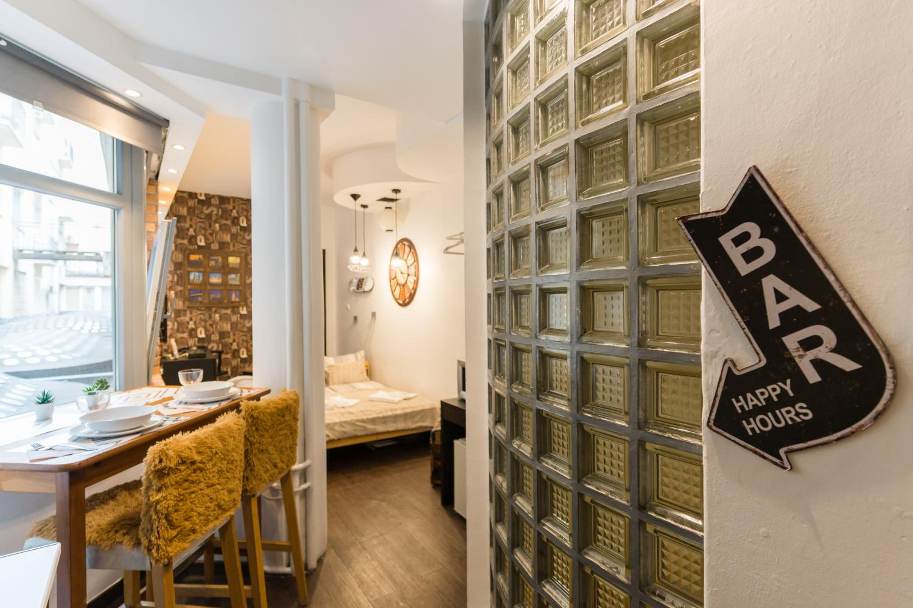 Cheerful studio Budapest downtown