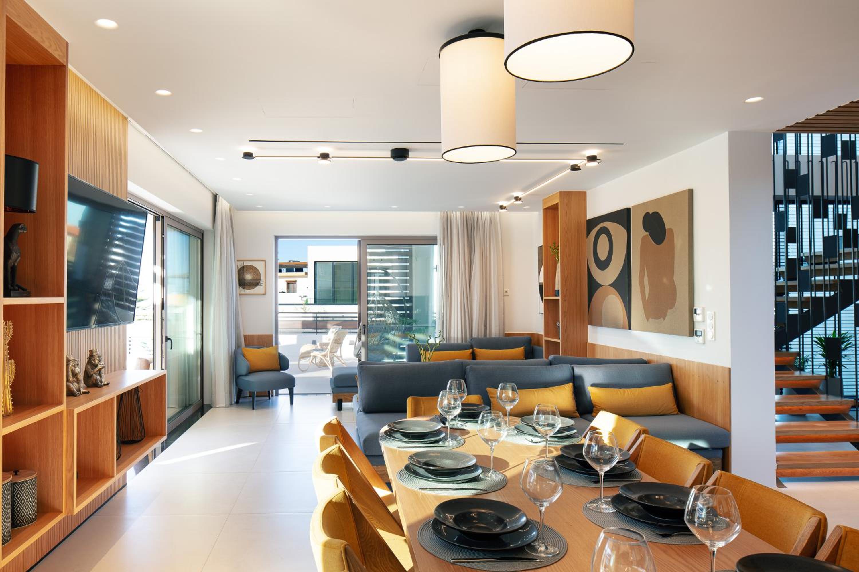 Macaw Luxury Residence, daily housekeeping included!