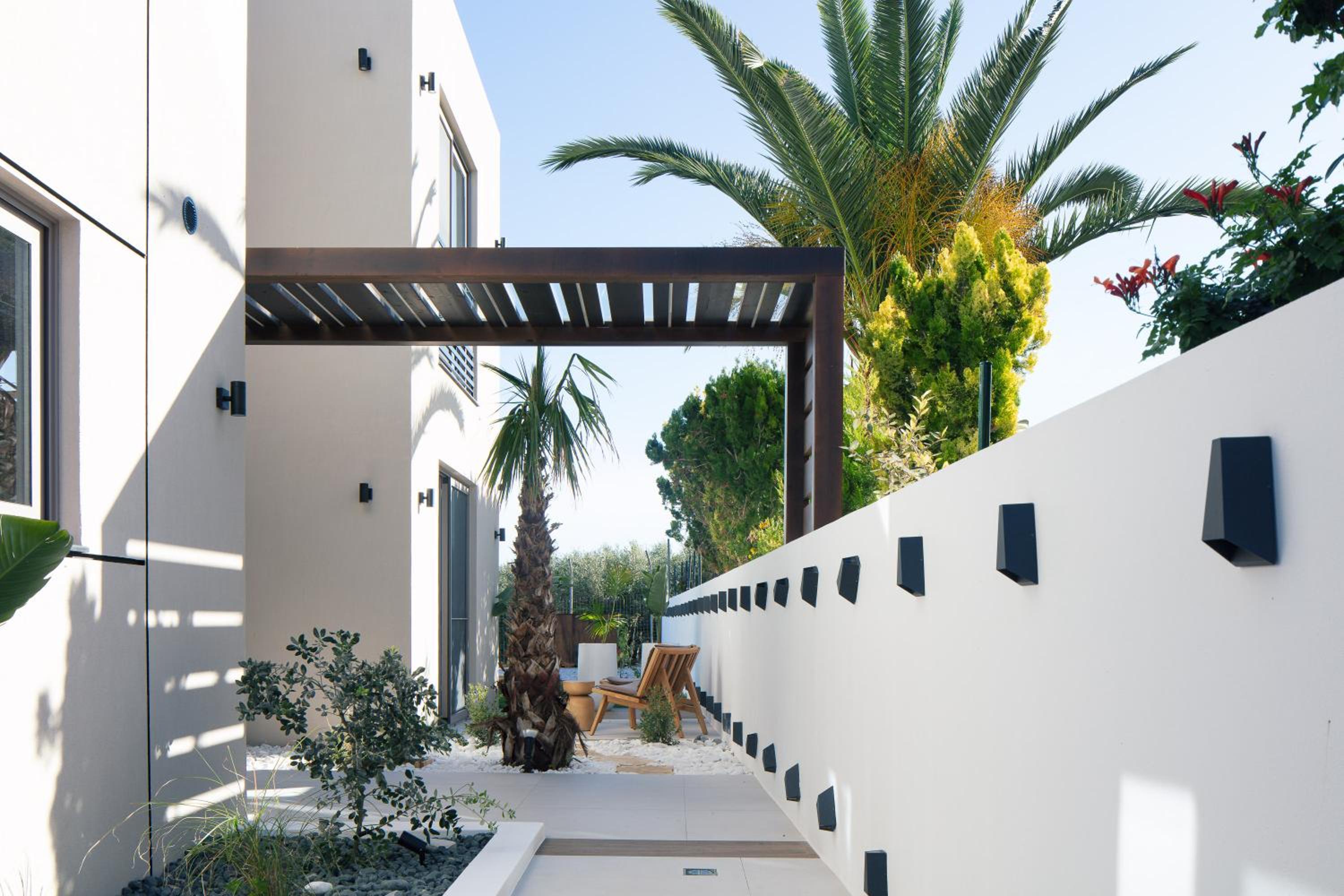 Macaw Luxury Residence, daily housekeeping included!
