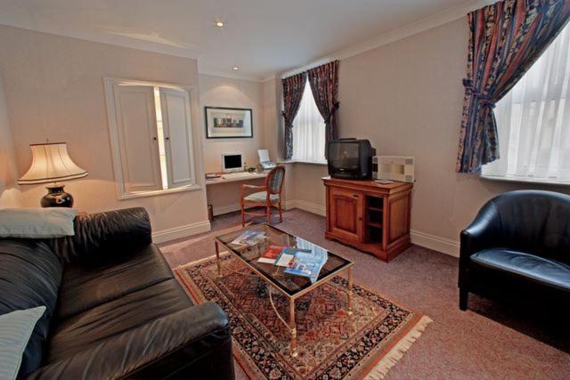 Douglas Vacations - Regency Hotel - Property Image 12