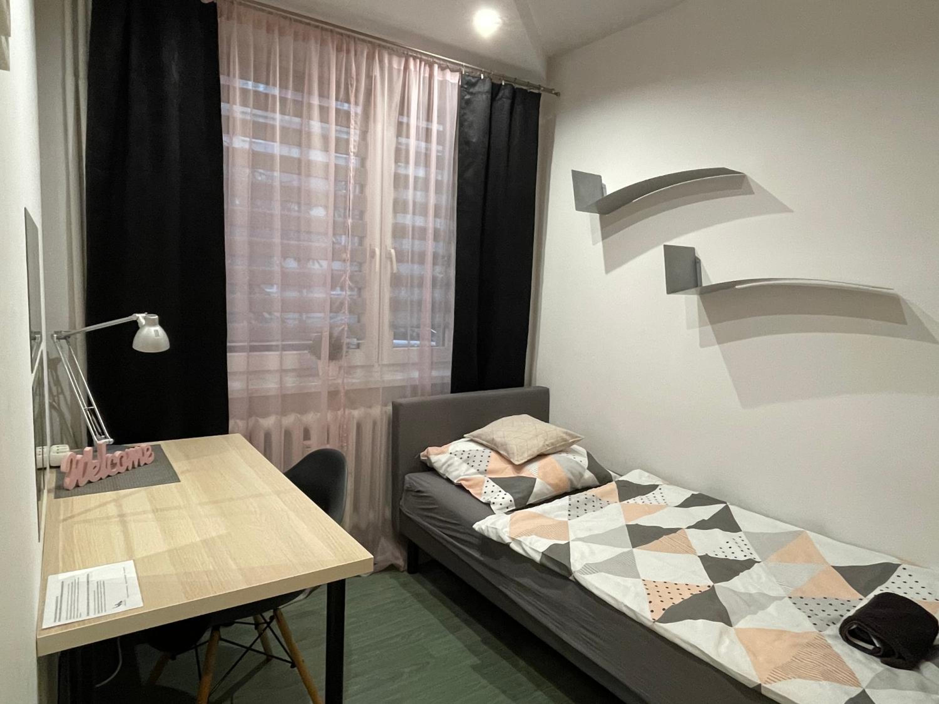 Photo 19