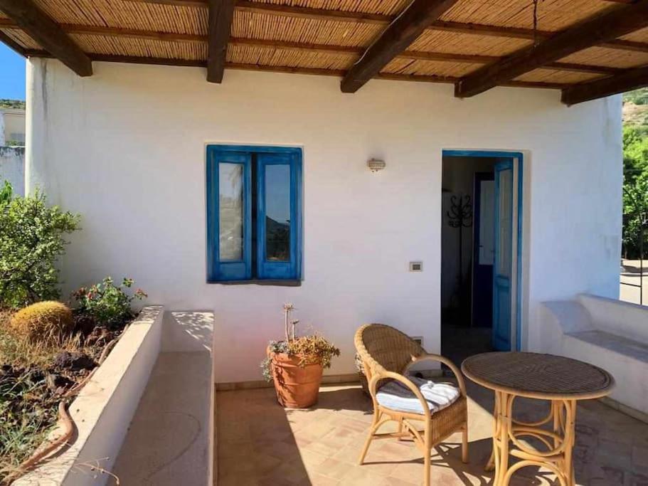 House Il Mandarino, terrace overlooking the sea photo 4