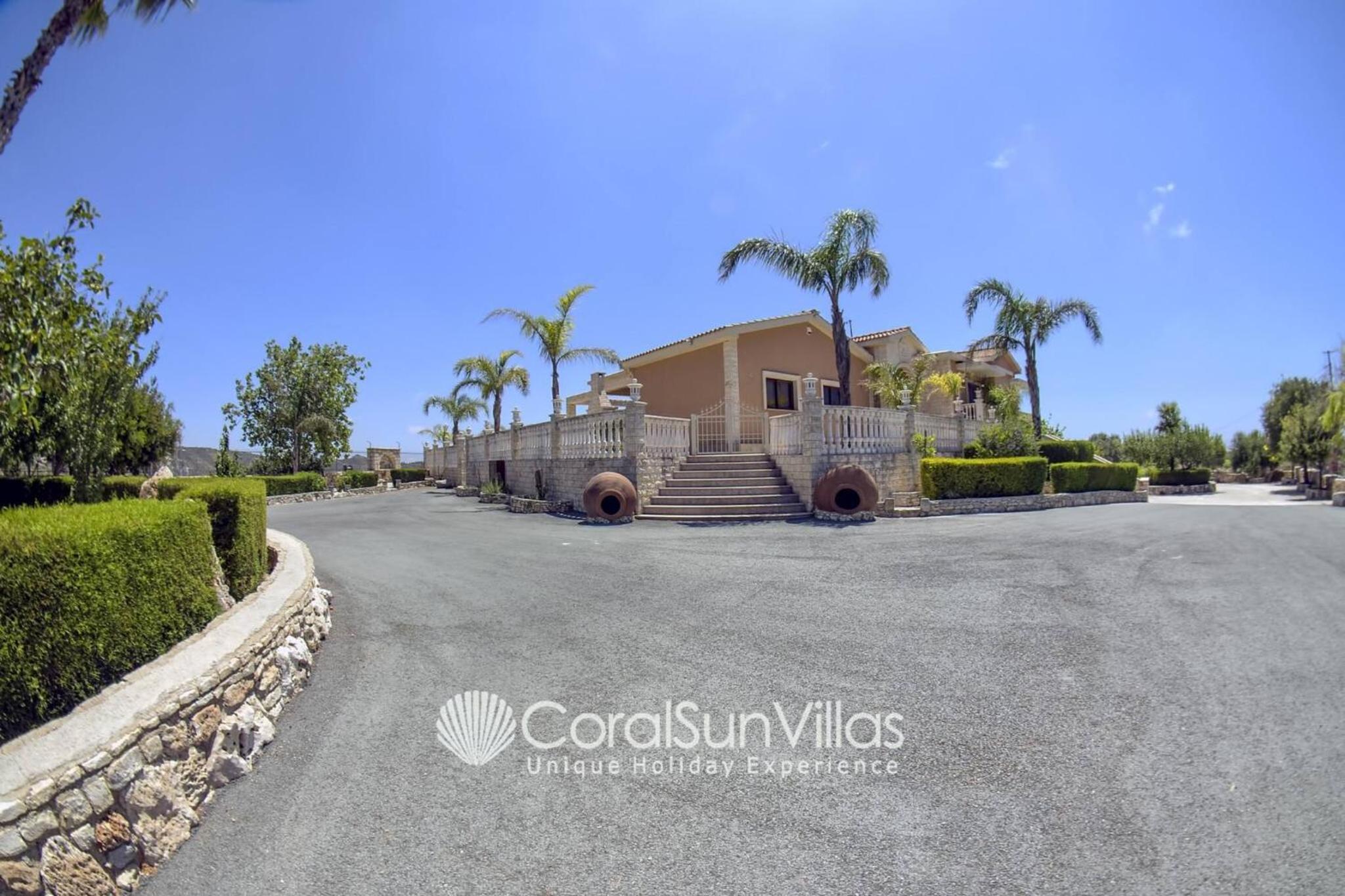 Elegant Huge Villa Large Pool, Ideal For Weddings