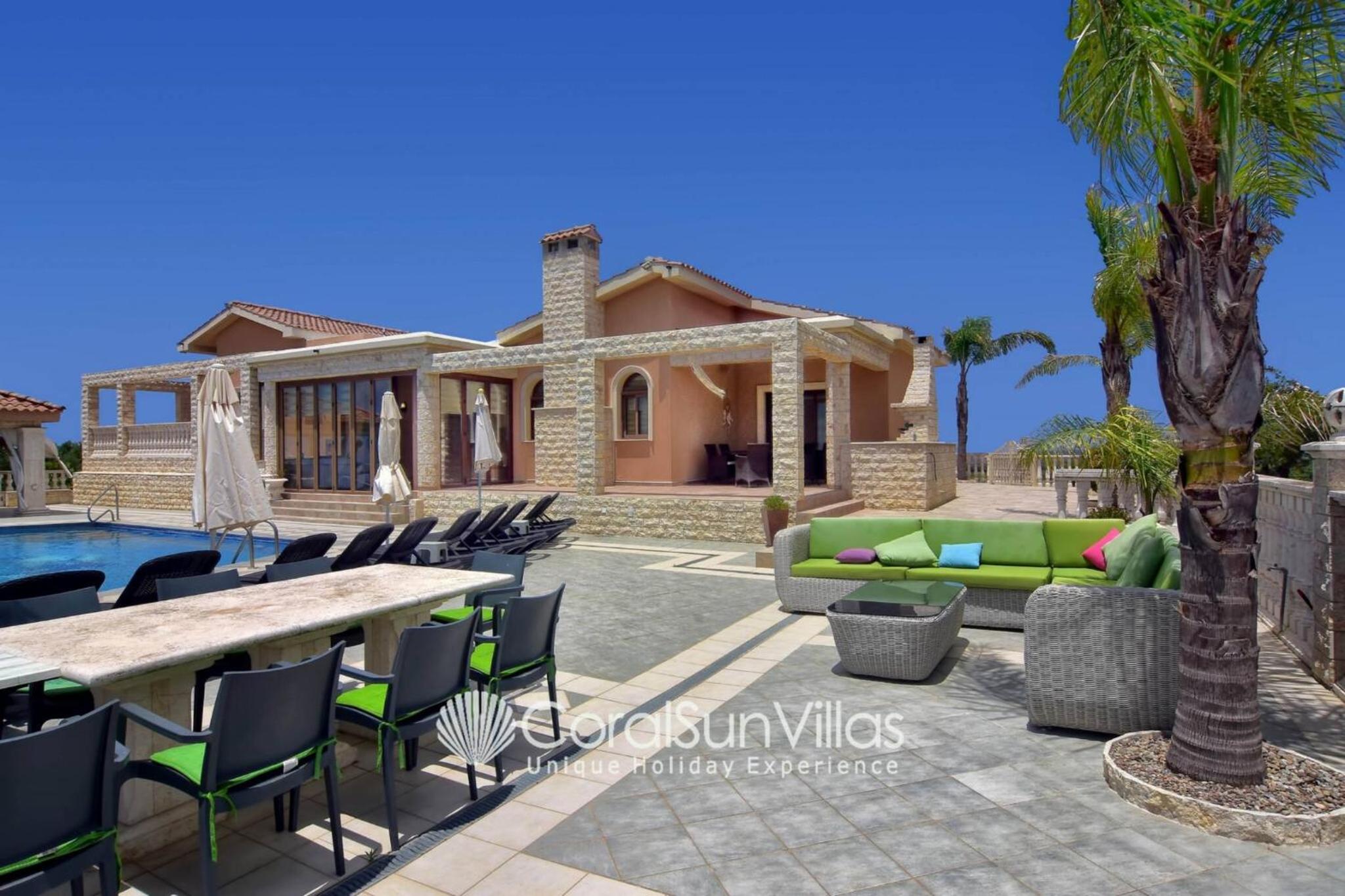 Elegant Huge Villa Large Pool, Ideal For Weddings