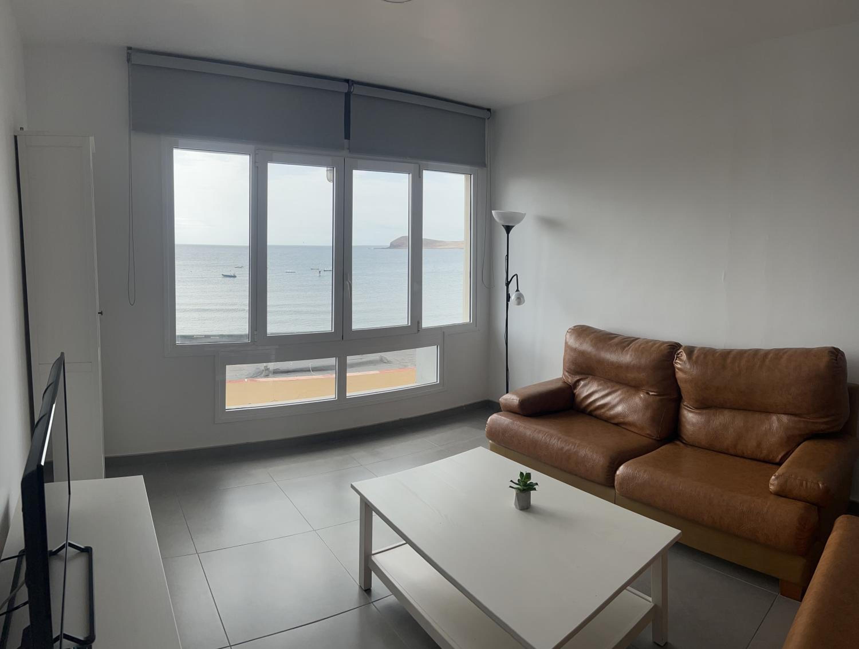 Edificio Playa Chica