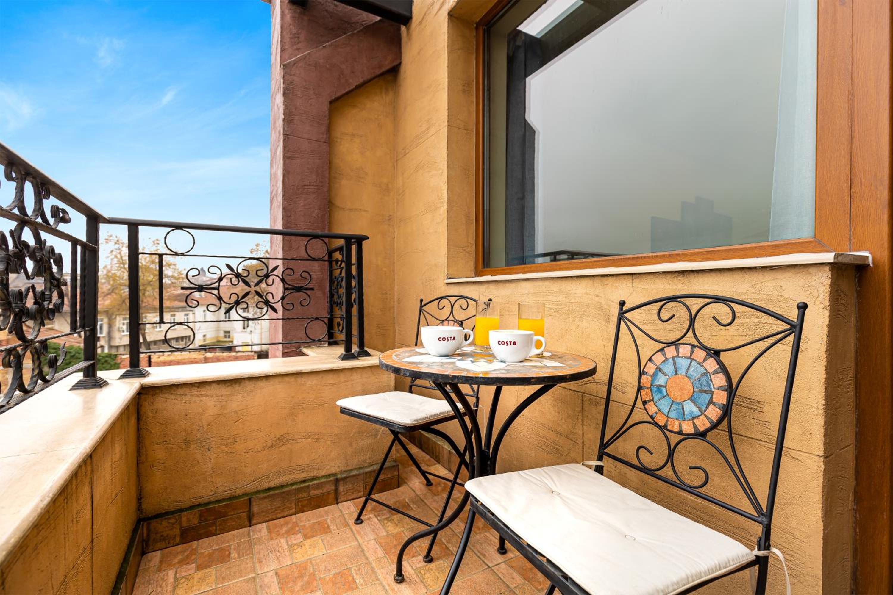 balance & terrace