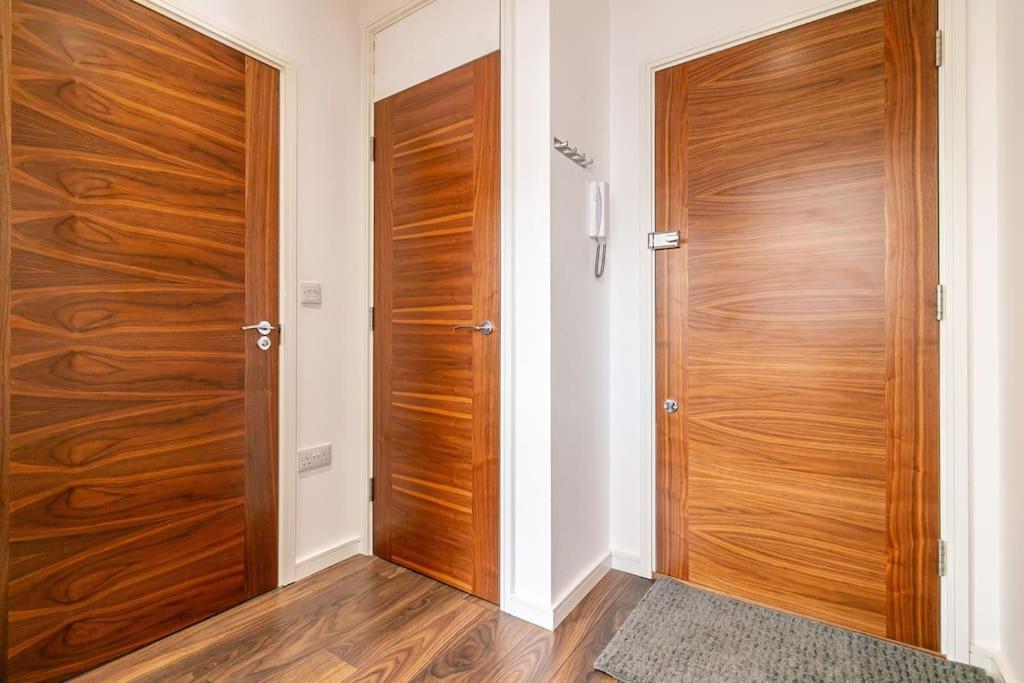 One Bedroom Apartment By Vesta Serviced Accommodation & Short Lets St Albans With Free Parking & Free WiFi, photo 45