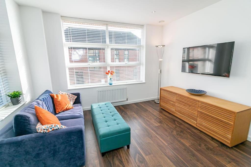 One Bedroom Apartment By Vesta Serviced Accommodation & Short Lets St Albans With Free Parking & Free WiFi, photo 23