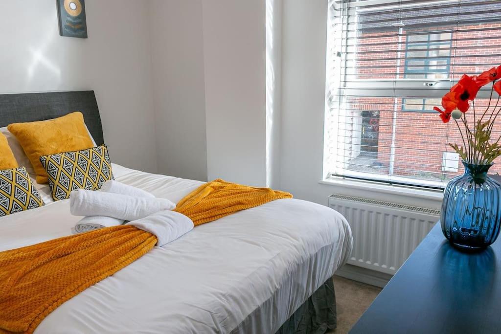 One Bedroom Apartment By Vesta Serviced Accommodation & Short Lets St Albans With Free Parking & Free WiFi, photo 39
