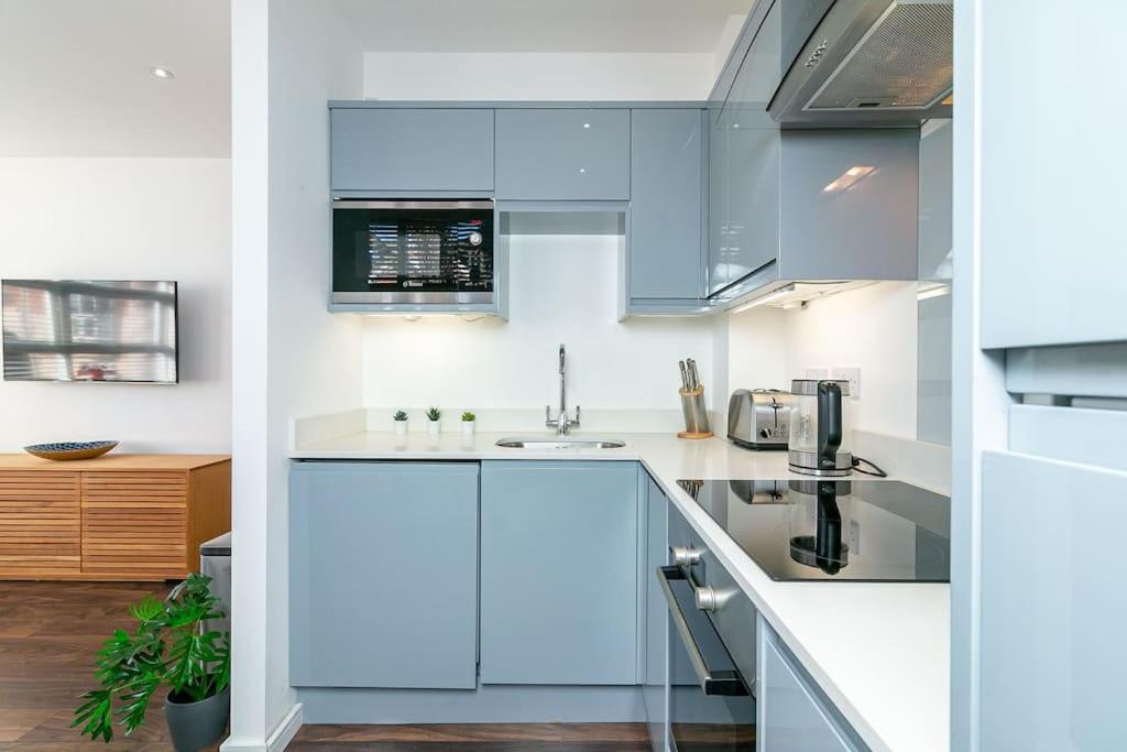 One Bedroom Apartment By Vesta Serviced Accommodation & Short Lets St Albans With Free Parking & Free WiFi, photo 8