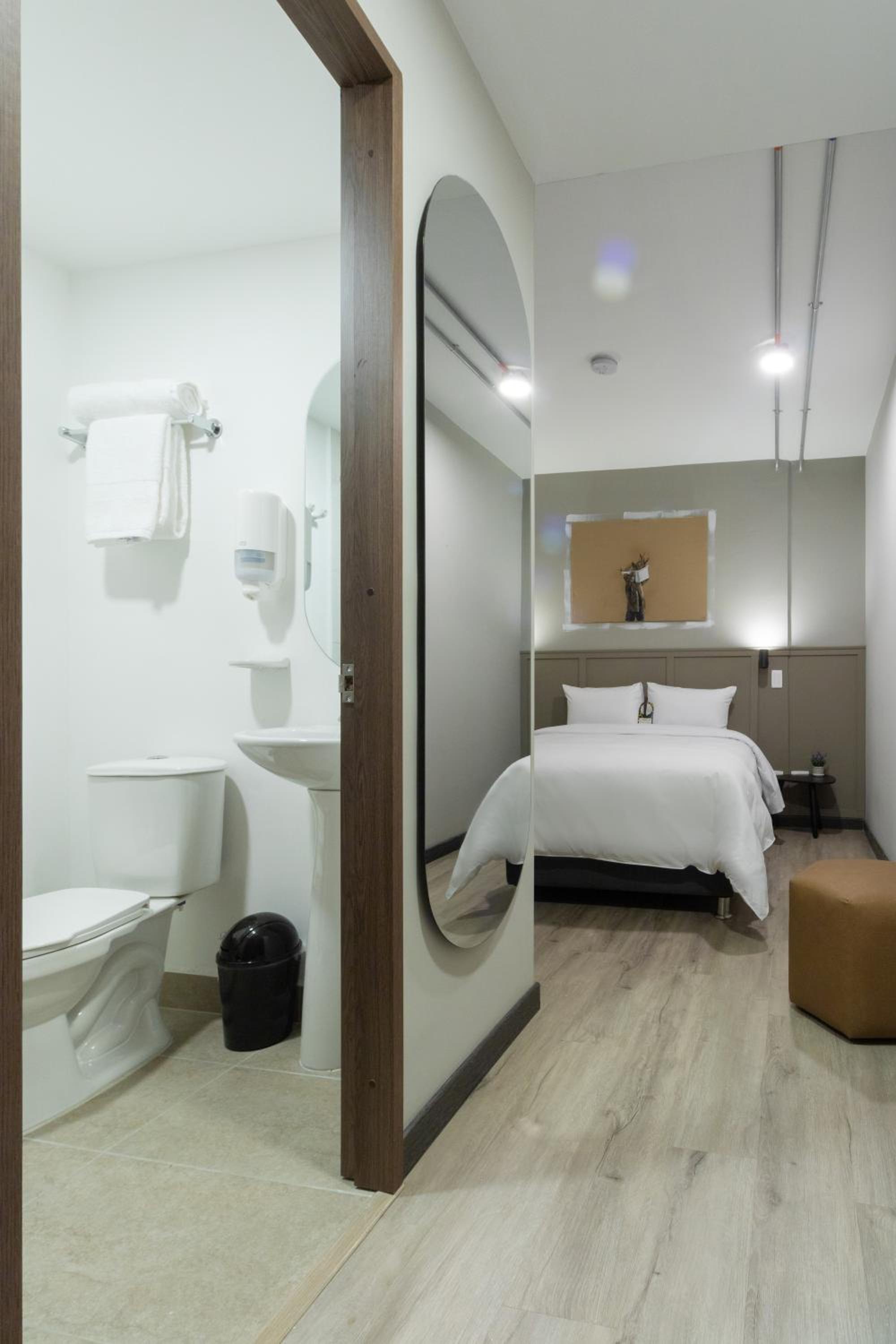 Bon 17 Hotel By SHG - Property Image 11