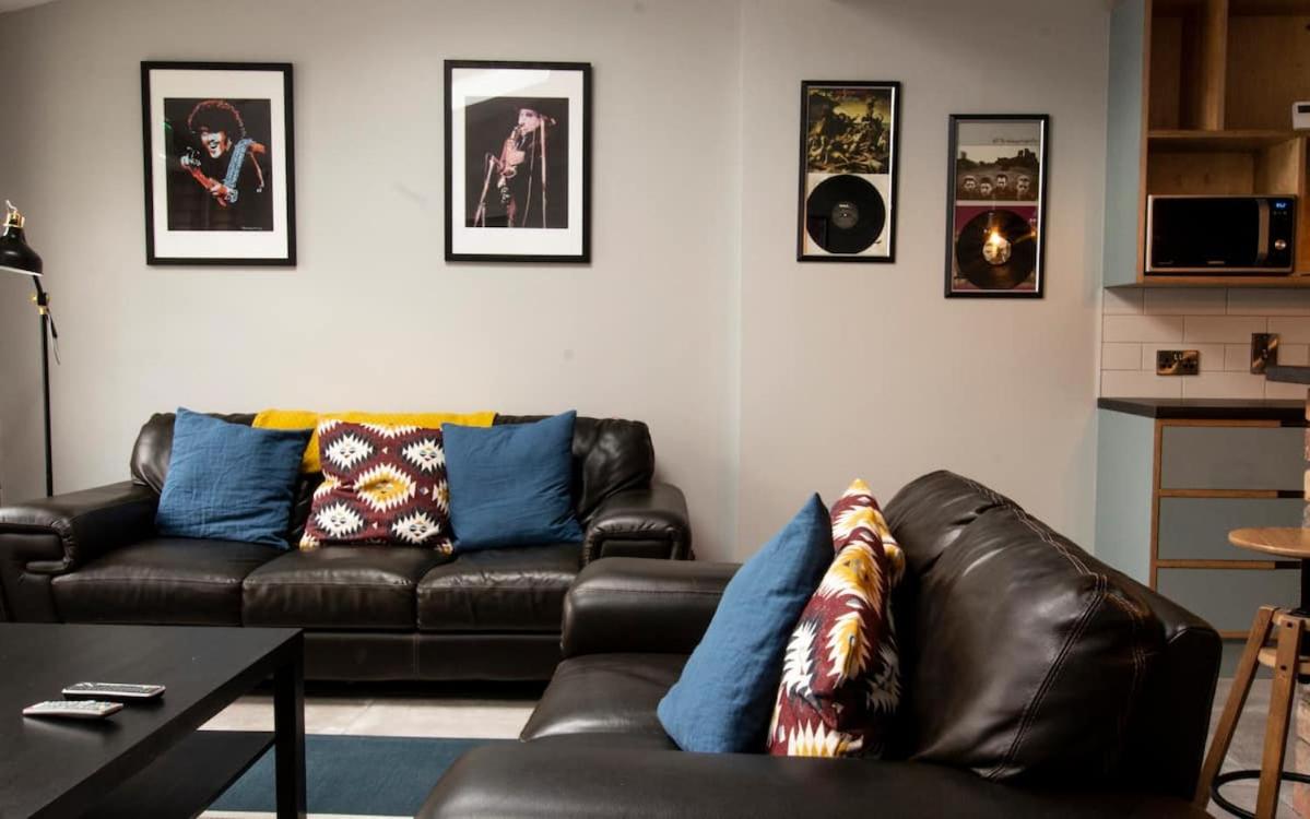 Modern City Centre Rooms