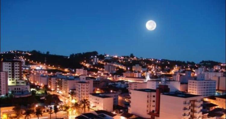 Apartamento Central, oitavo andar