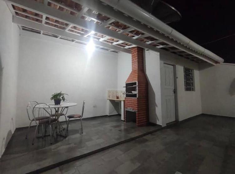 Casa no Centro de Serra Negra