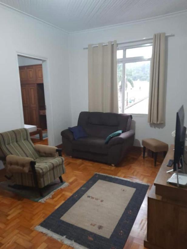 Casa no Centro de Serra Negra