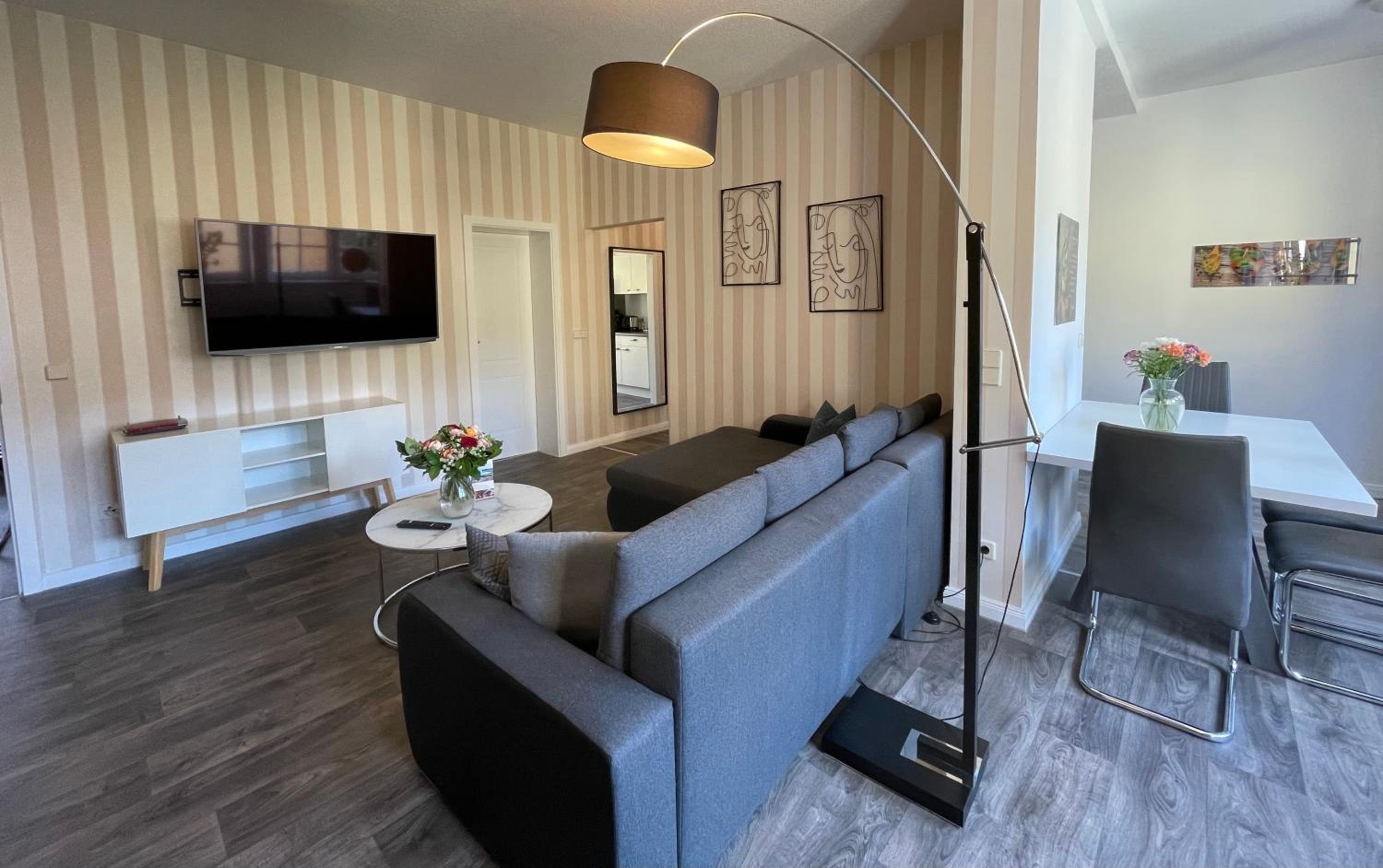 "Zur Altstadt - Am Fuße der Osterburg" Gaststätte, Pension, FEWO view 5