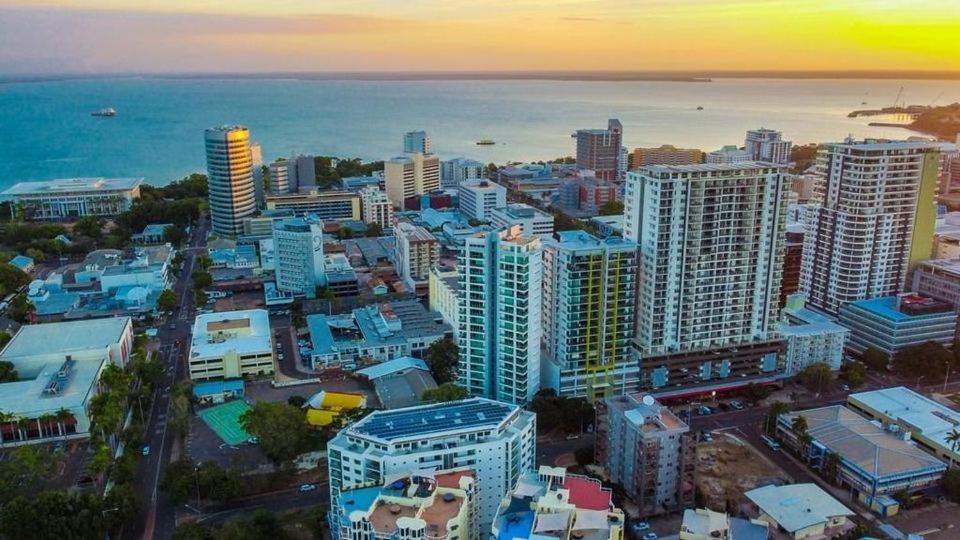 Luxury two-beds harbour views apartment