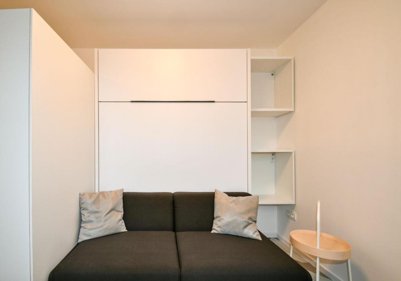EFI Residence Holzova 28