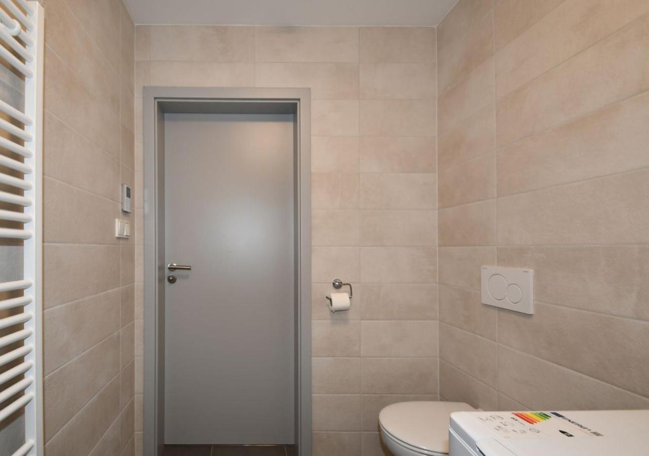 EFI Residence Holzova 28