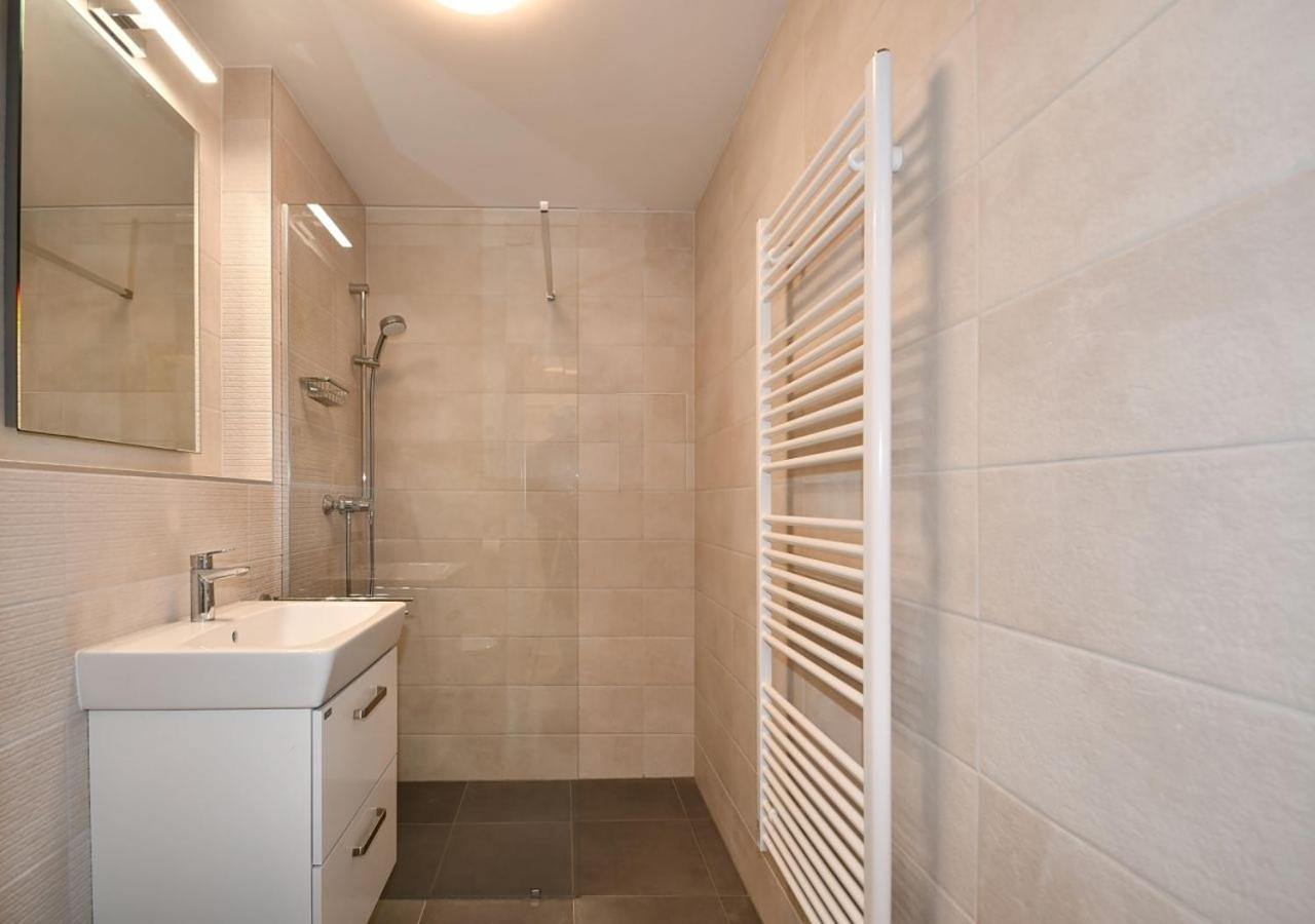 EFI Residence Holzova 28