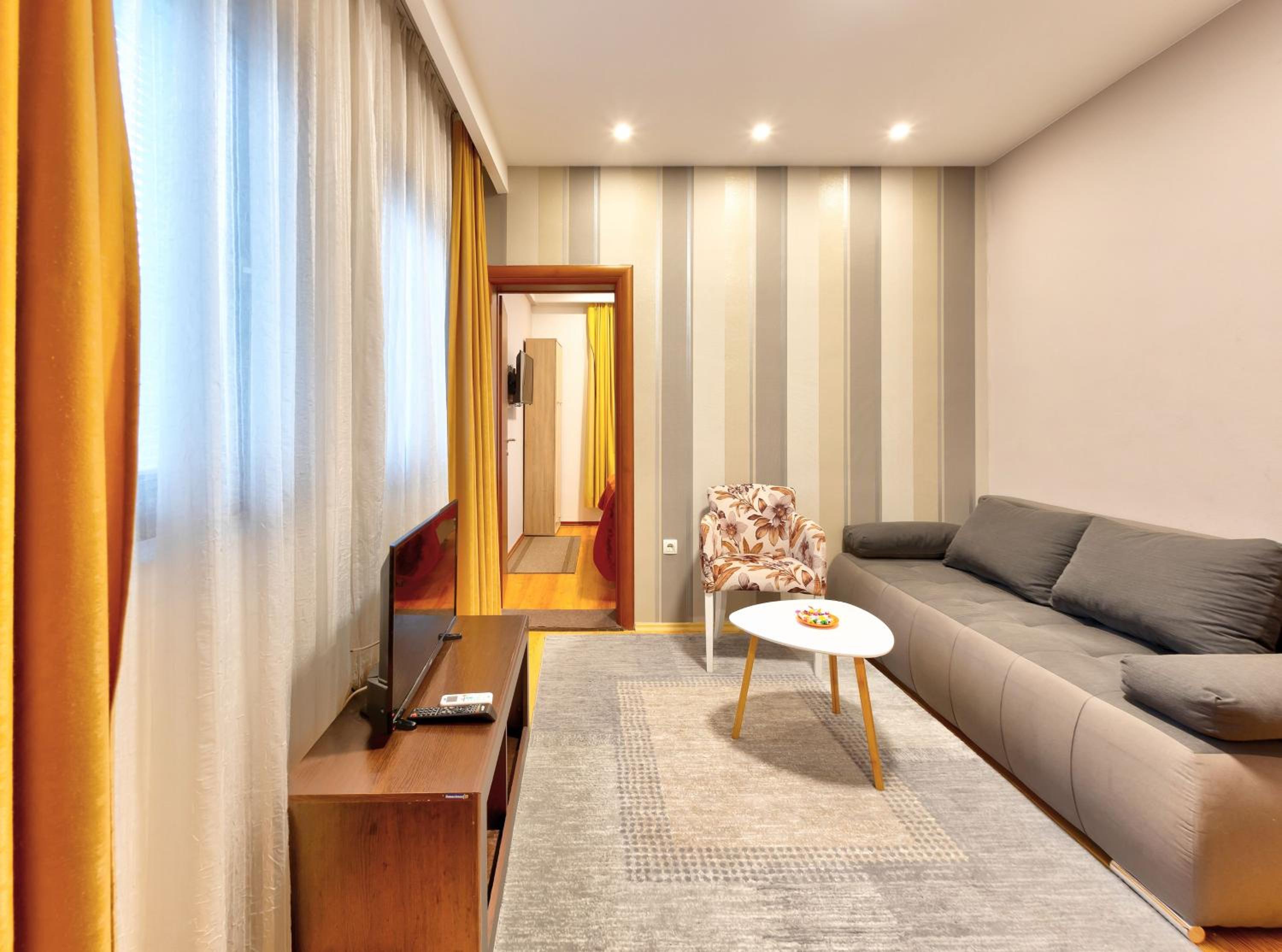 Pansion Villa Nur