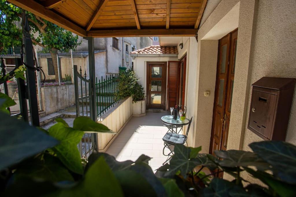 Old town apartment Split en Split — balance & terrace