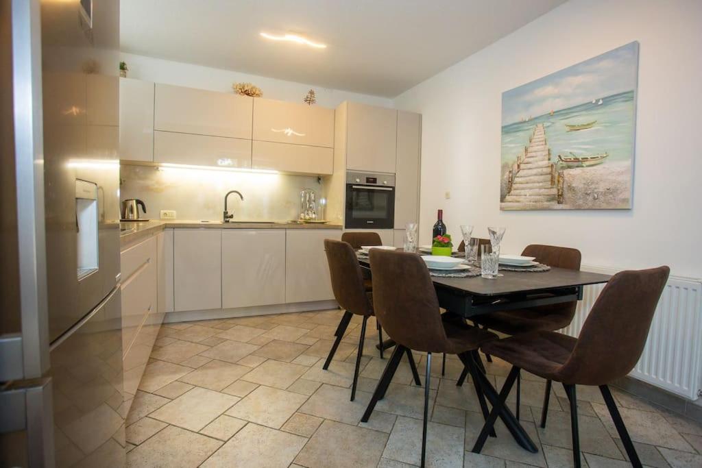 Old town apartment Split photo 2