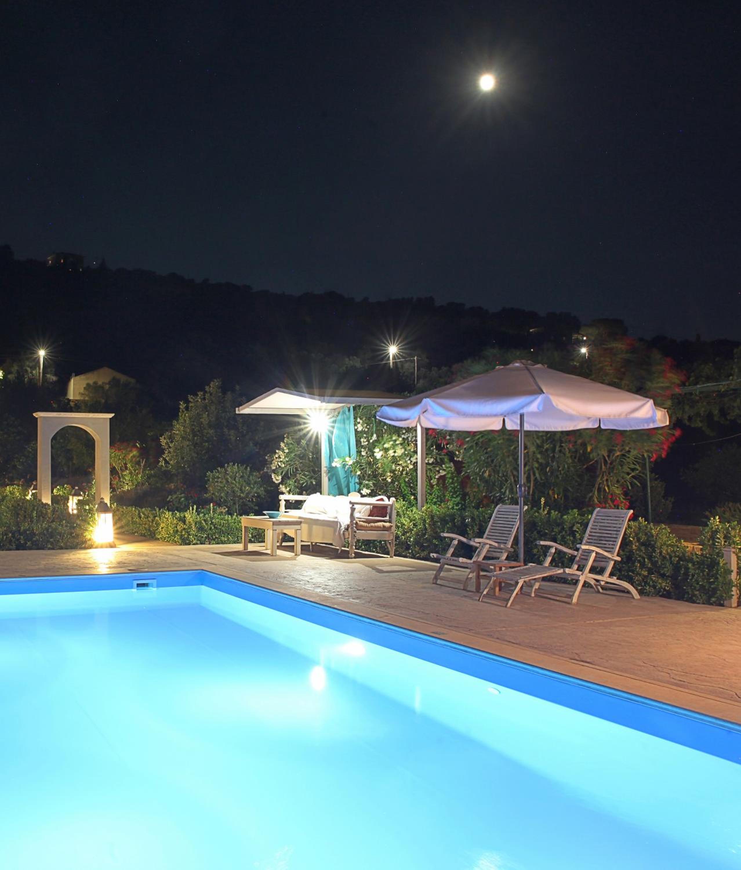 Venetis Luxury Apartments