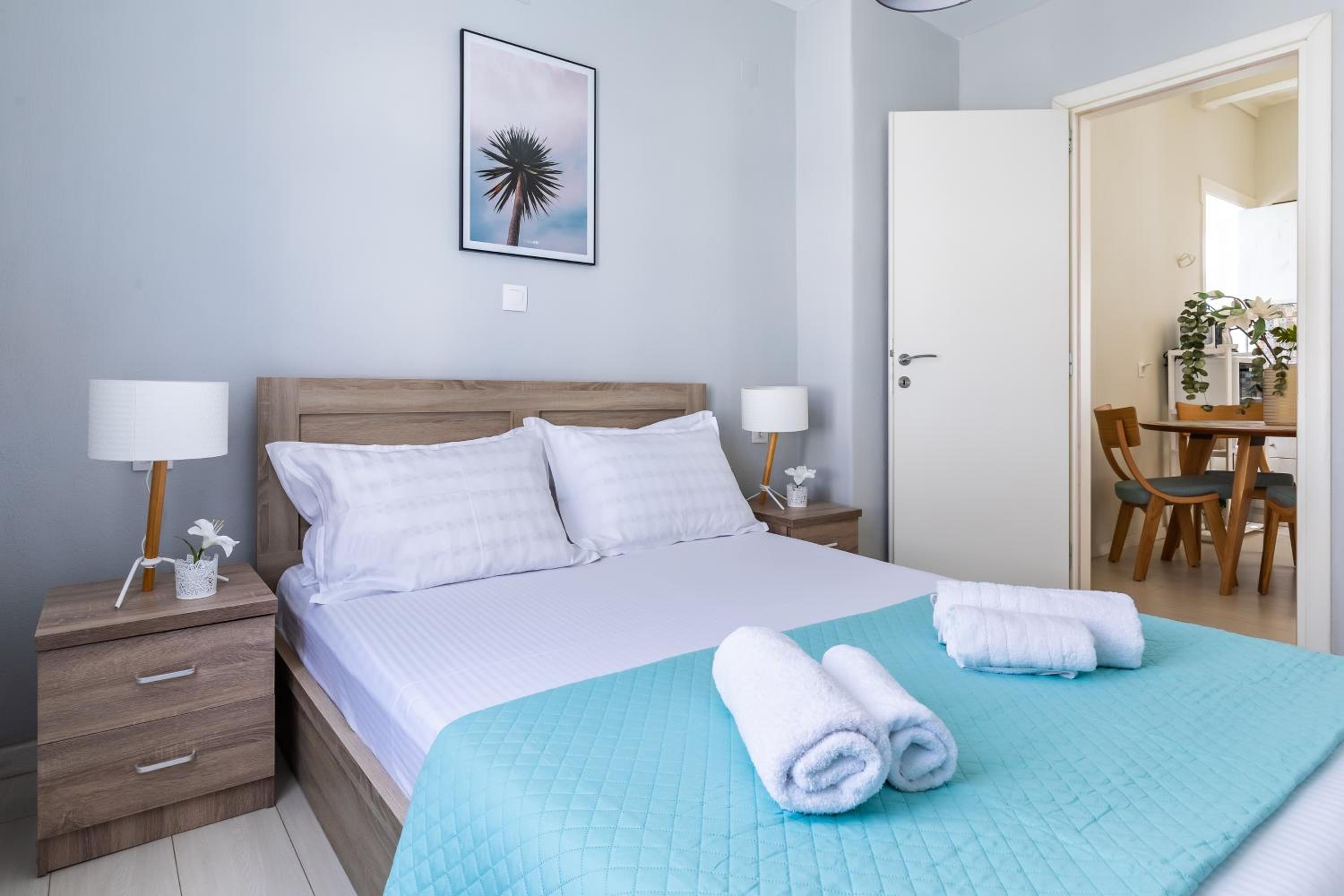 Helios Lovely Apartment