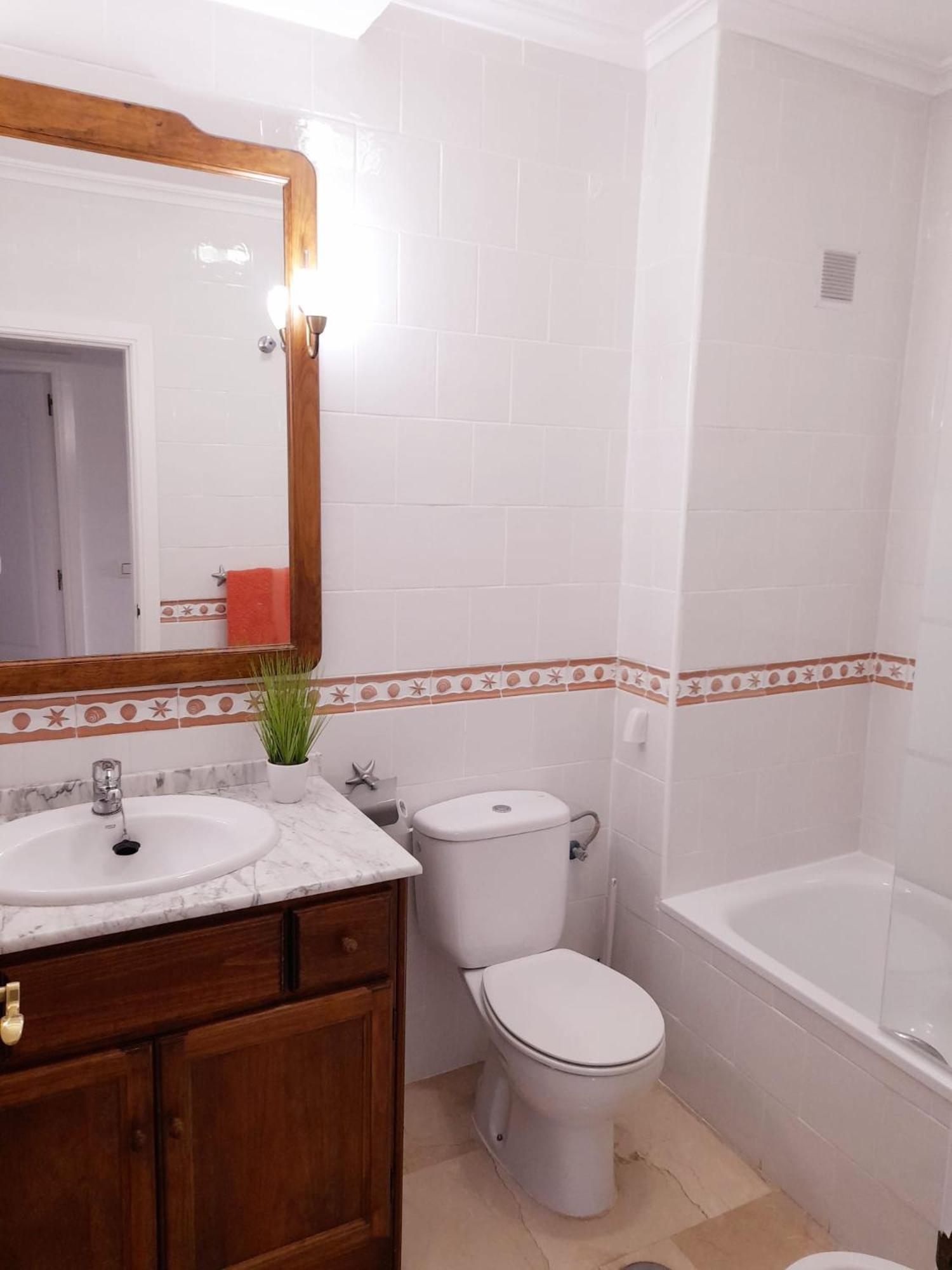 Pool View Apartment at Jumilla III