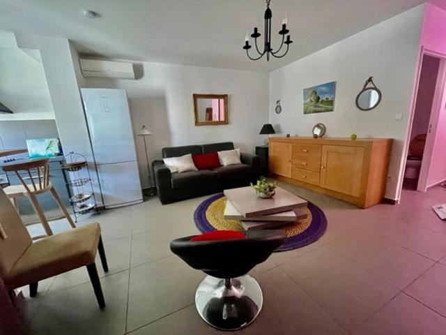 Appartement OTP2 de standing proche plage et lagon view 3