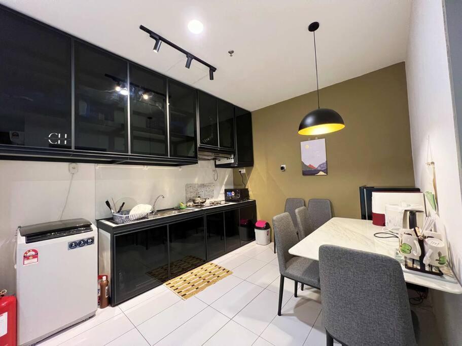 3 bedrooms Kuching TT3 Soho Apartment 13A11 photo 6