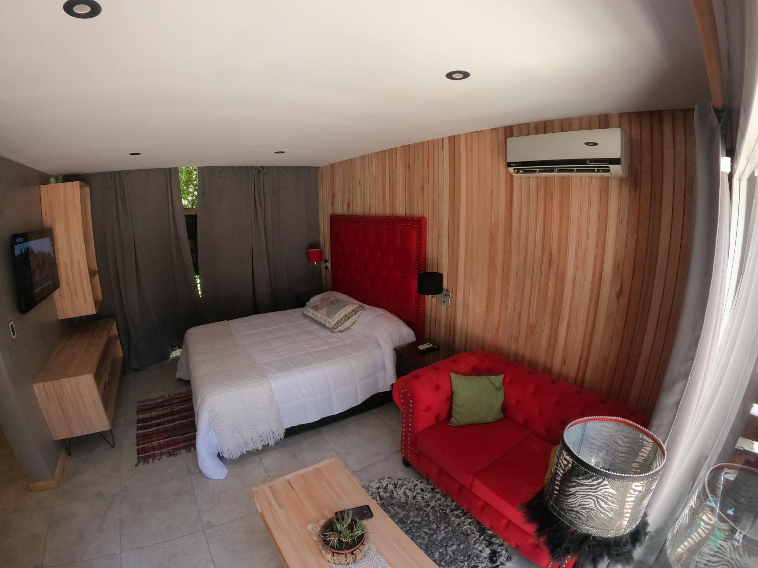 Departamento con parque a metros del mar
