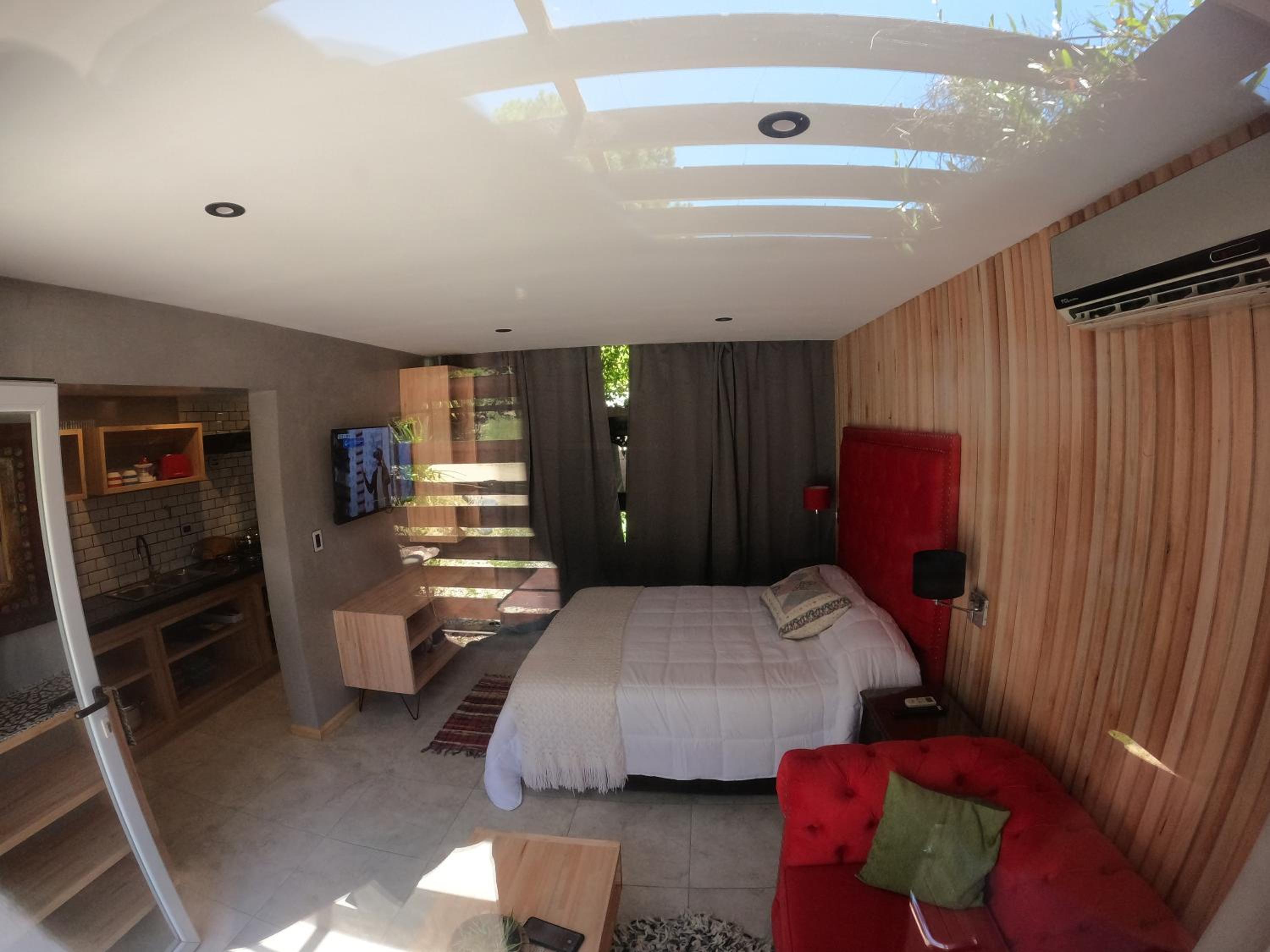 Departamento con parque a metros del mar