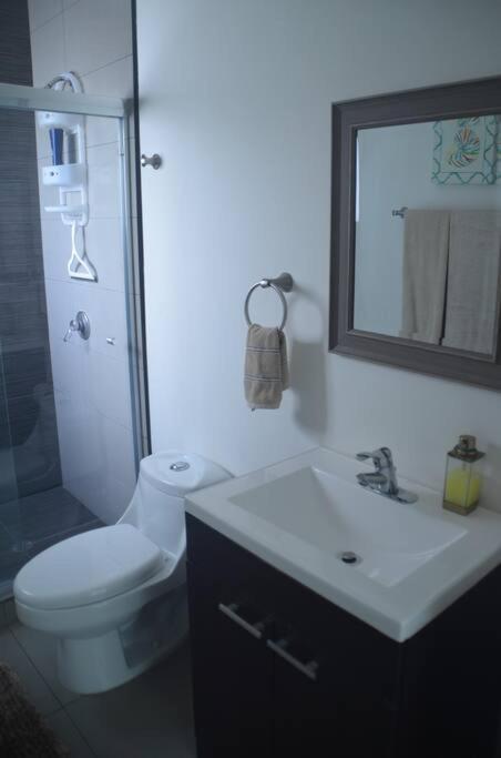 #CasaMare - Privada a una cuadra del mar con AC