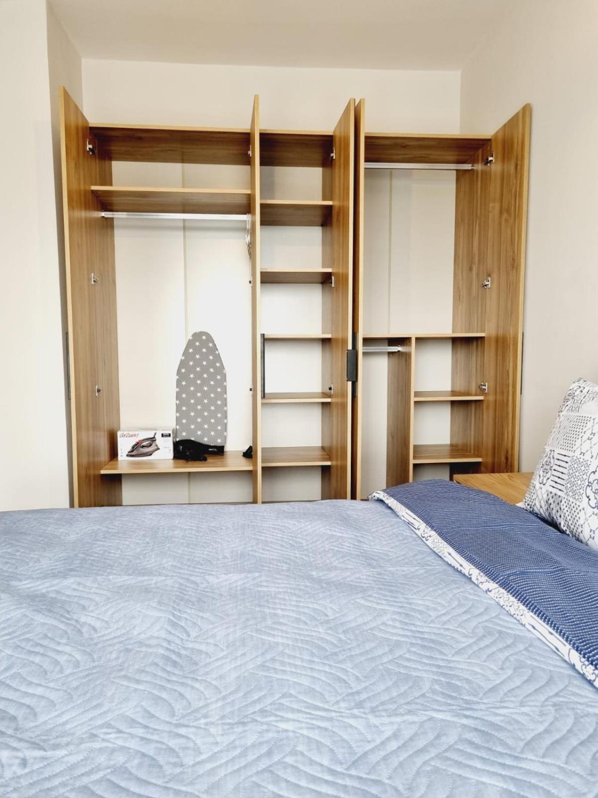 Otto Residences 215