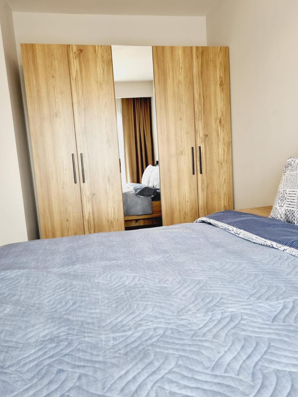 Otto Residences 215