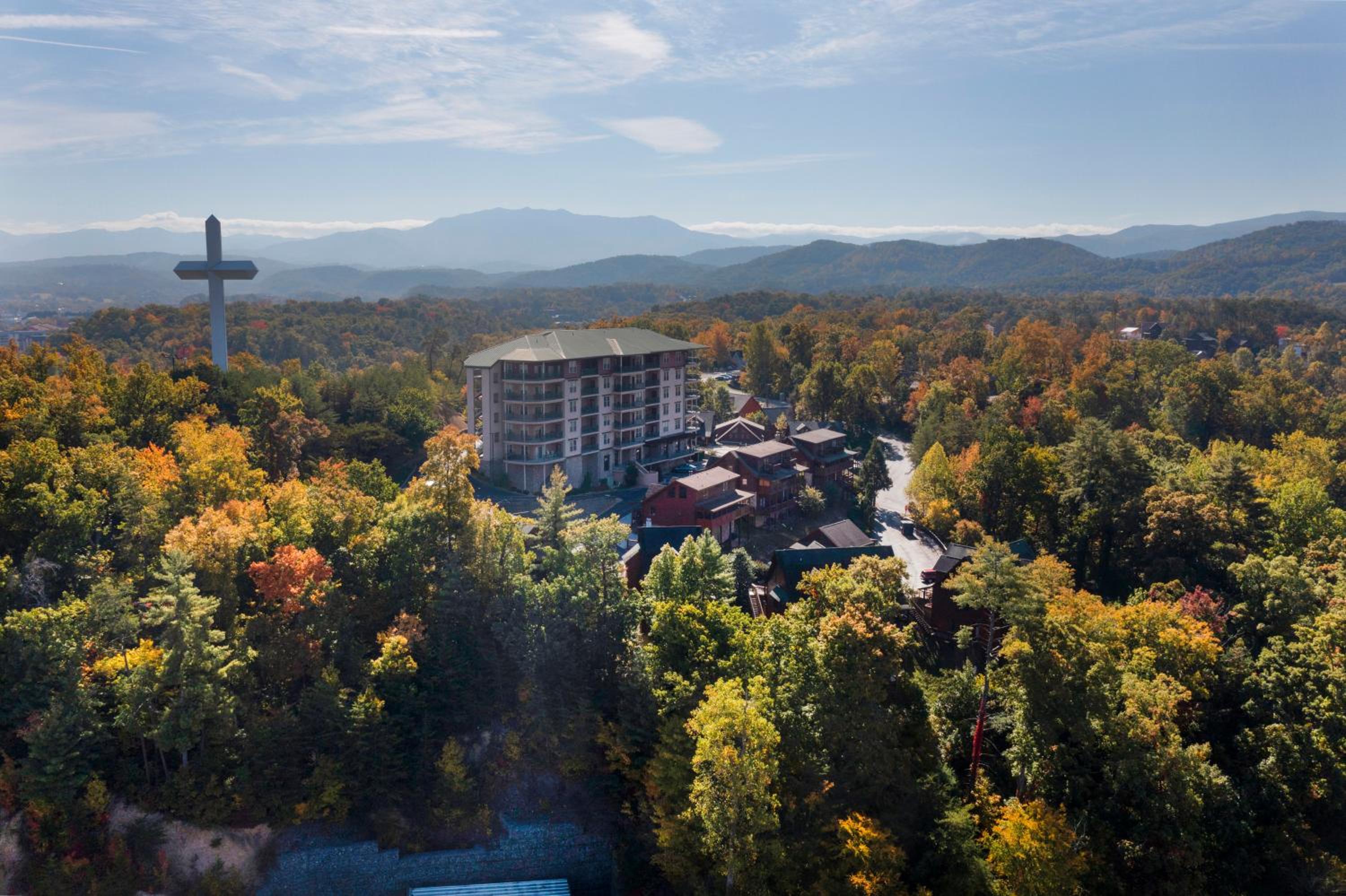 The Bear Paw Palace Mtn View and Community Pools view 5