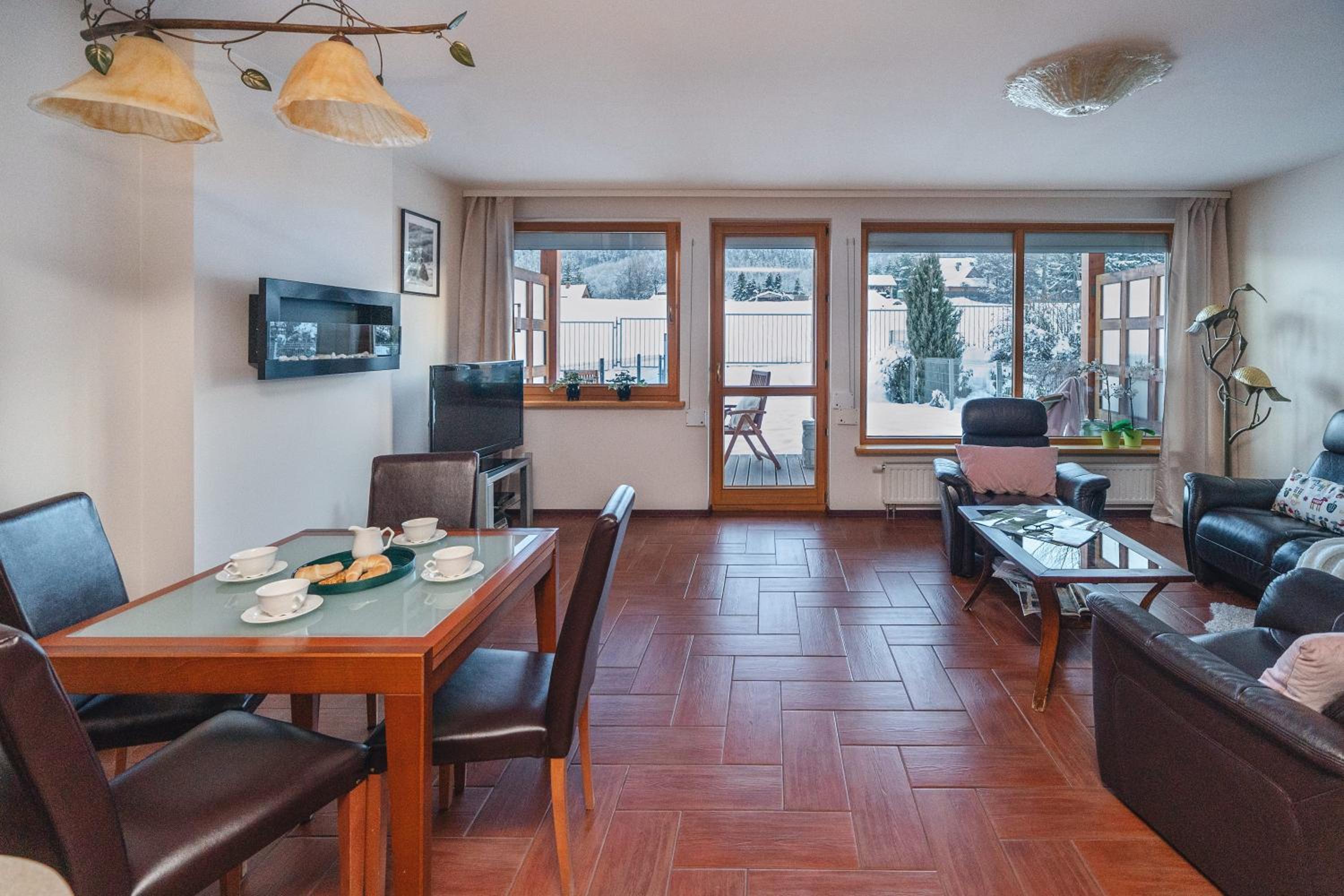 VivaApart Rodzinne apartamenty z basenem i widokiem na Giewont