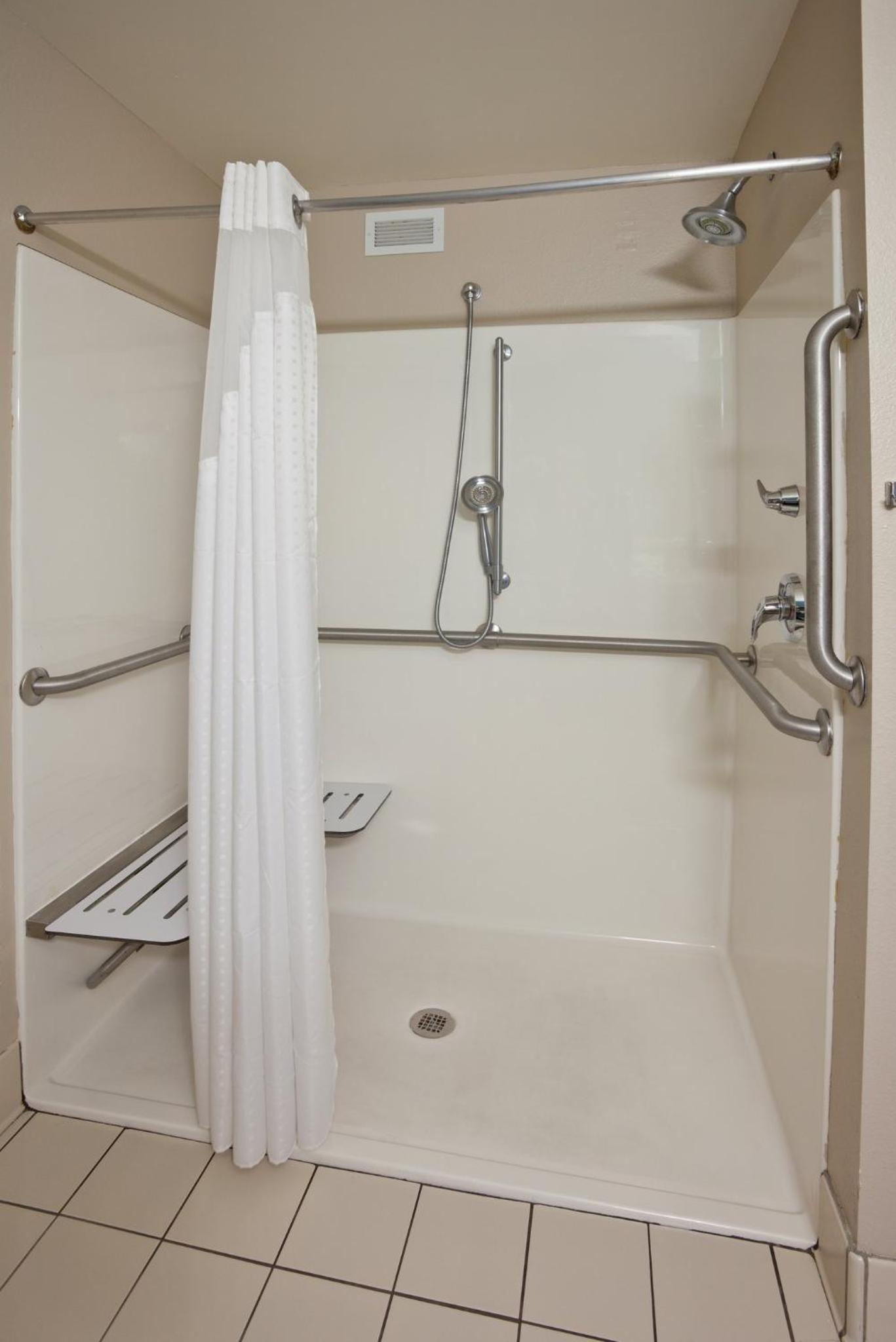 Holiday Inn Express and Suites St. Cloud, an IHG Hotel - Property Image 73