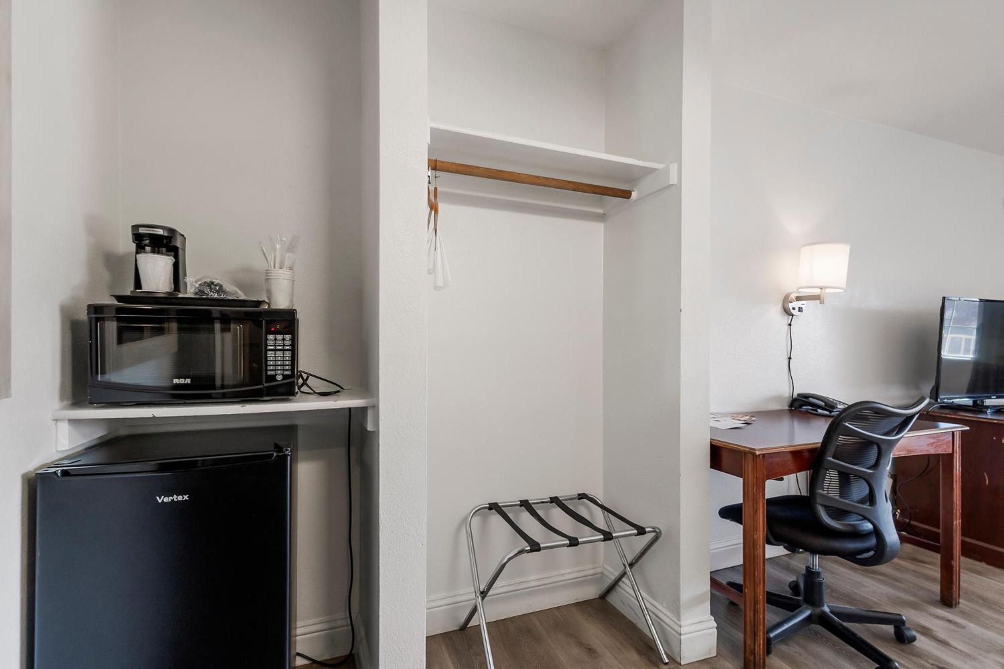 Chico Vacations - Heritage Inn Express Chico - Property Image 69