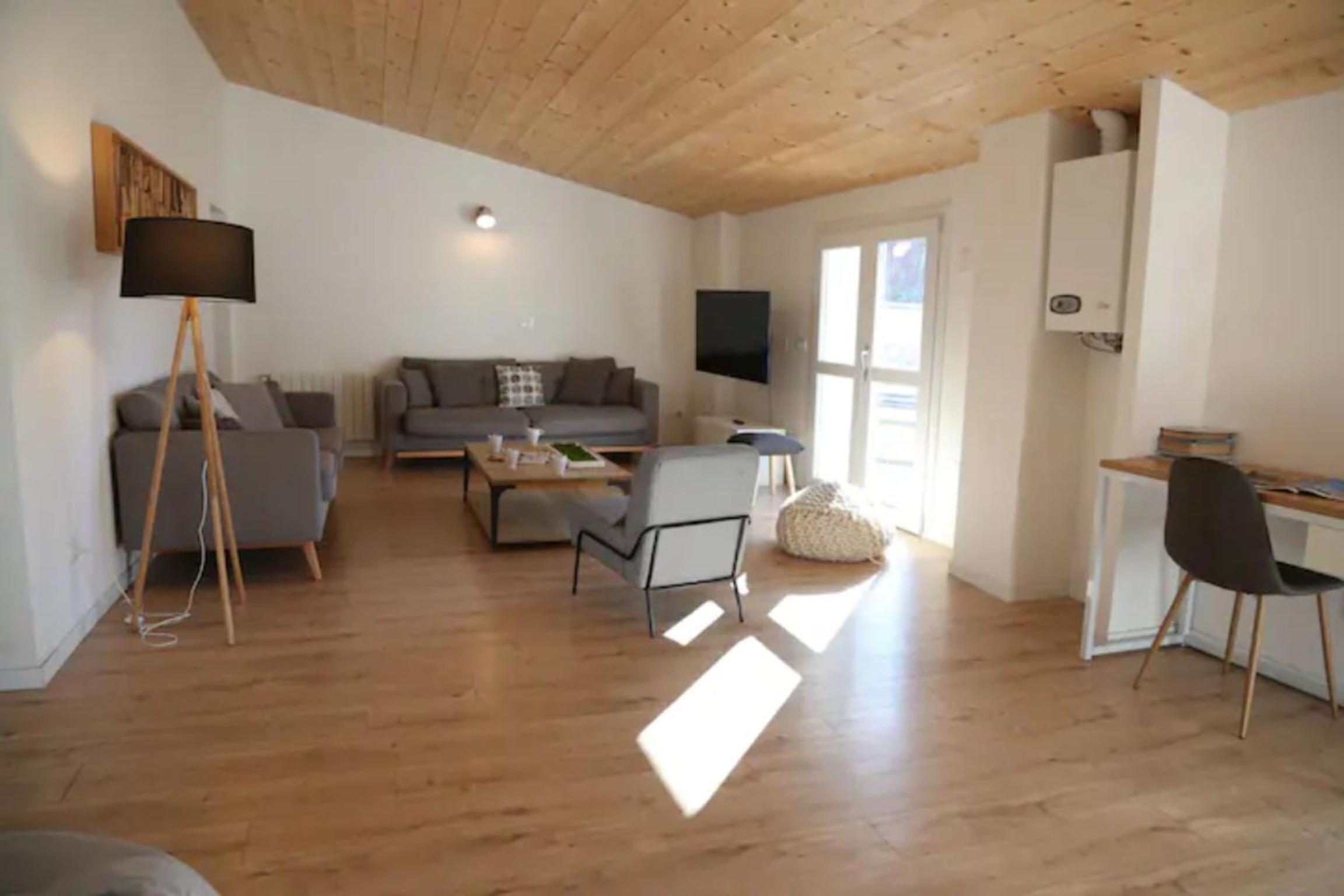 Green House Holiday Apartments
